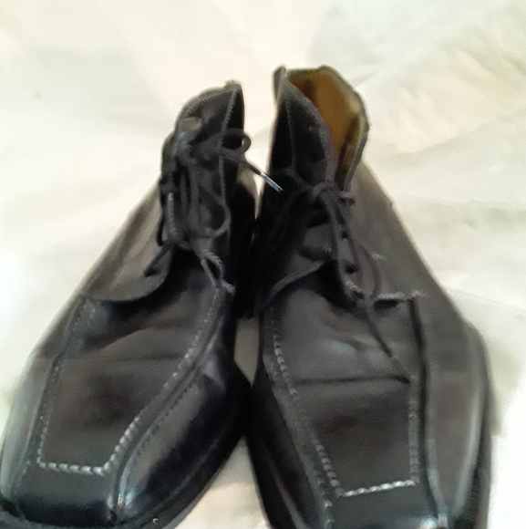 Leonardo boots